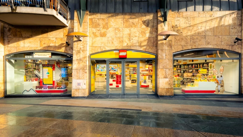 Nieuwe LEGO Store Rotterdam officieel geopend in de Koopgoot