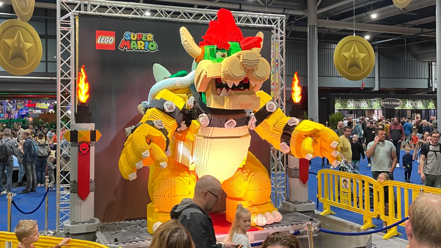 Mega Bowser!