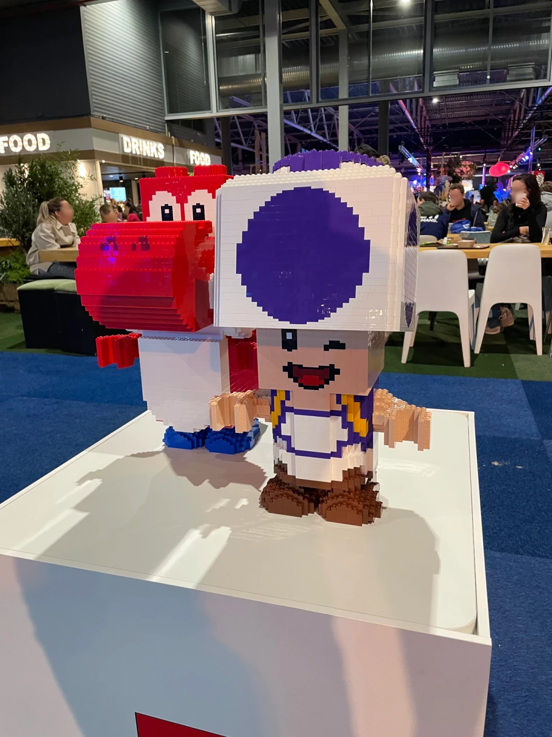 Toad en Yoshi op LEGO World 2024