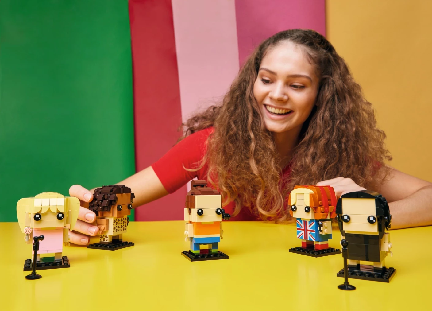 Eerbetoon aan de Spice Girls