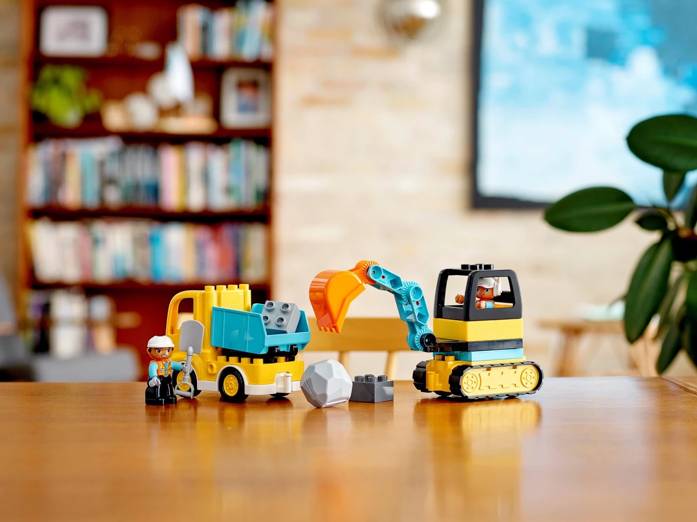 Truck & Graafmachine met rupsbanden