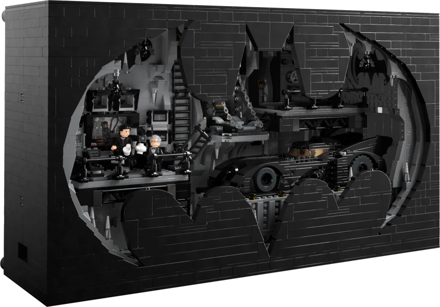 Batcave™ – shadowbox