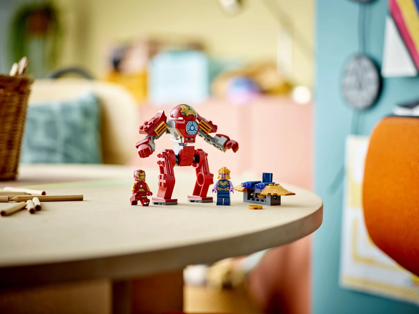 Iron Man Hulkbuster vs. Thanos