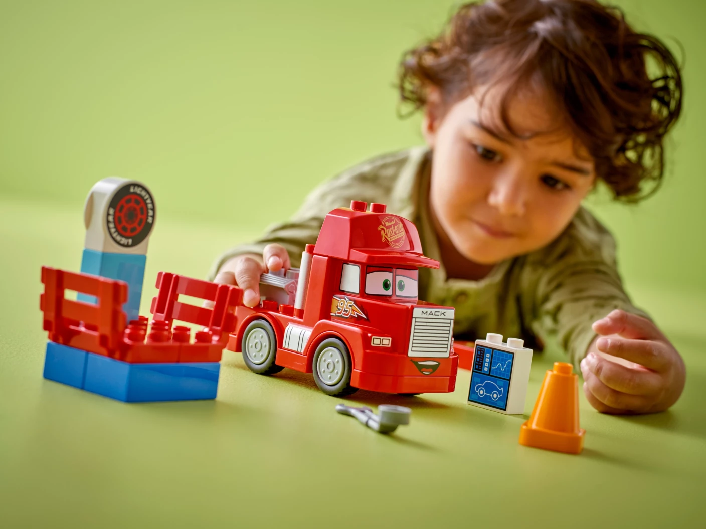 Mack bij de race