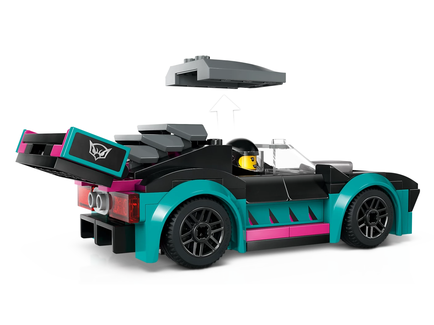 Raceauto en transporttruck