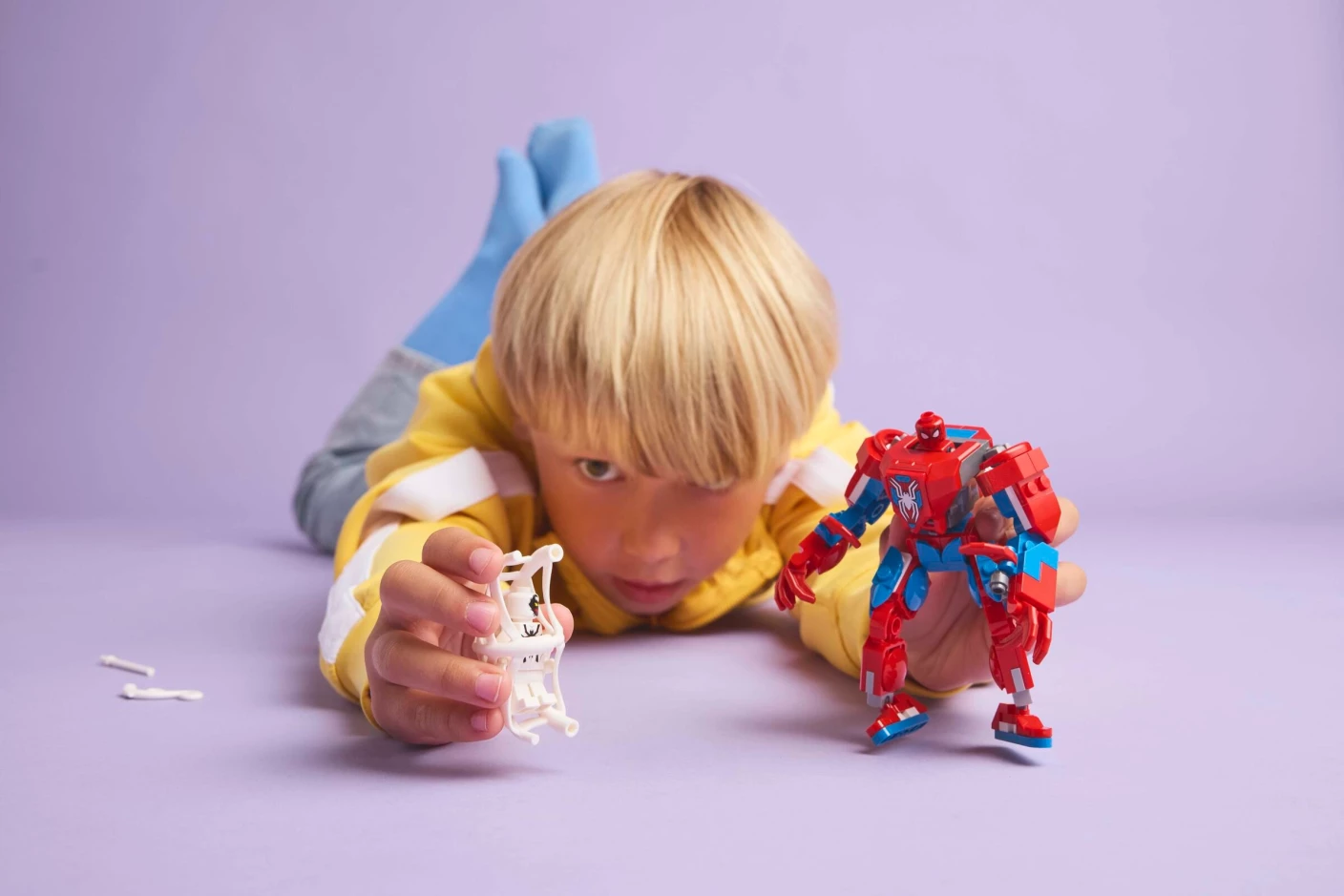 Spider-Man mecha vs. Anti-Venom