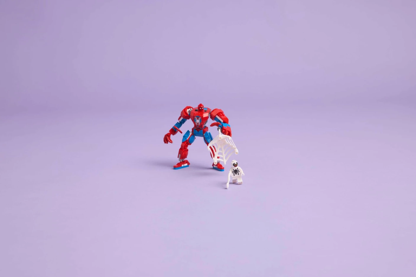 Spider-Man mecha vs. Anti-Venom