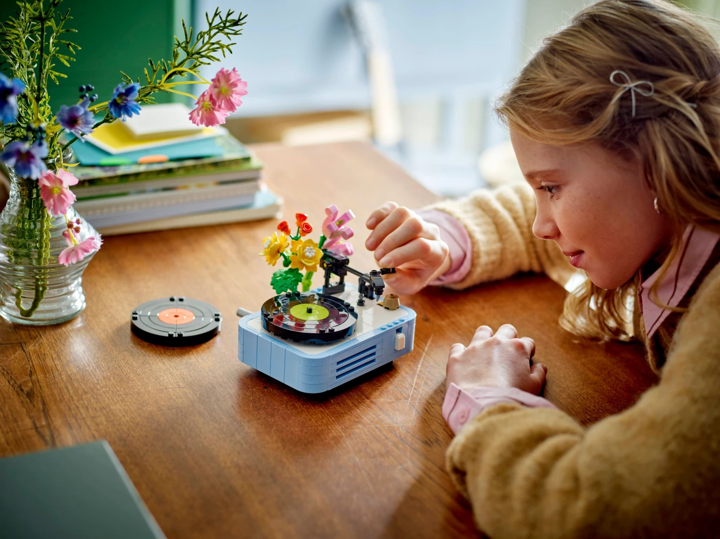 Platenspeler met bloemen