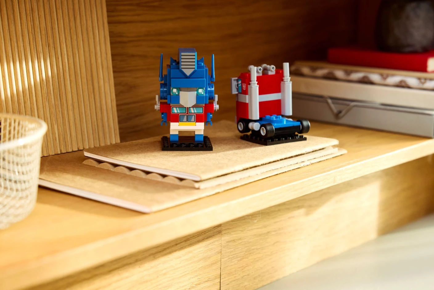 Optimus Prime robot en voertuig