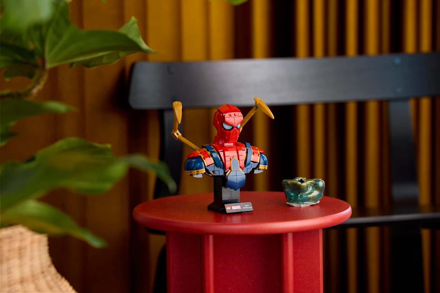 Iron Spider-Man buste