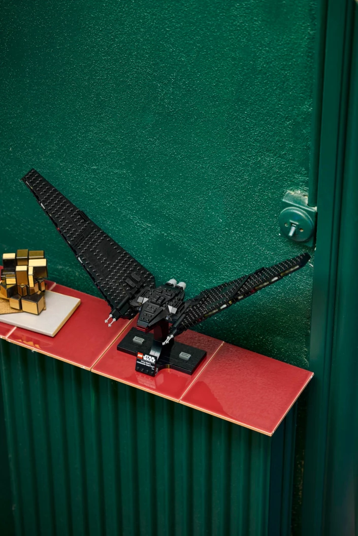 Kylo Rens Command Shuttle