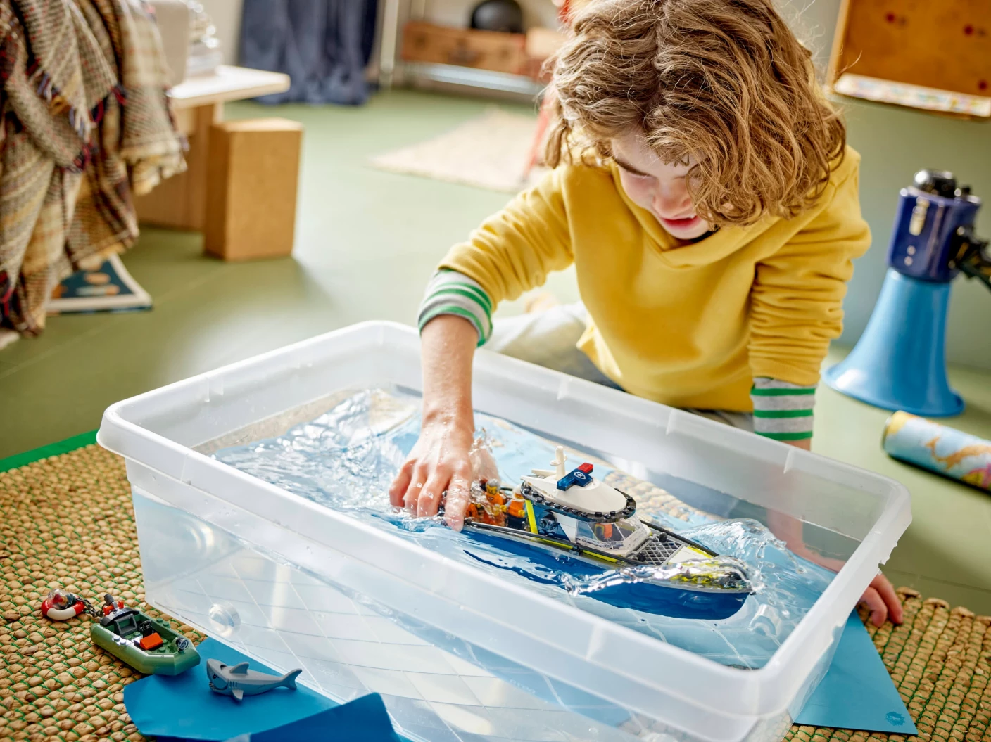 Achtervolging met politieboot