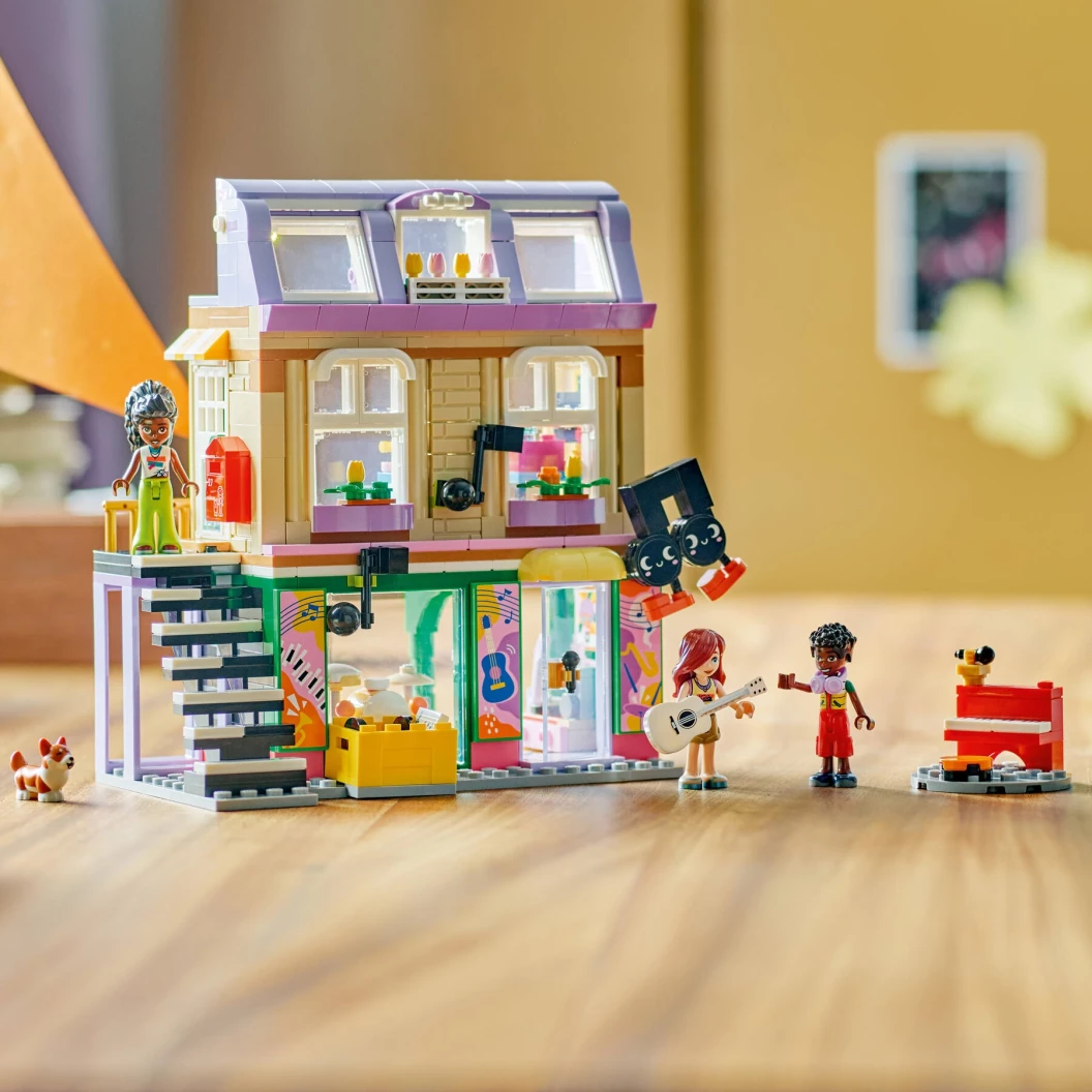 Muziekwinkel en appartement
