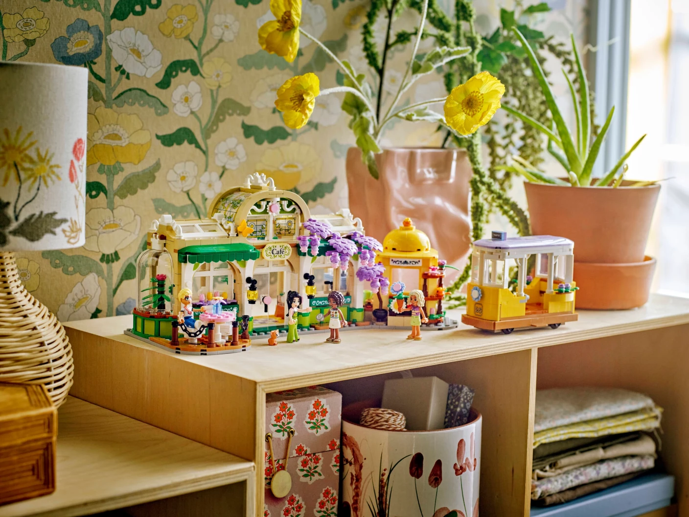 Plantencafé en bloemenwinkel