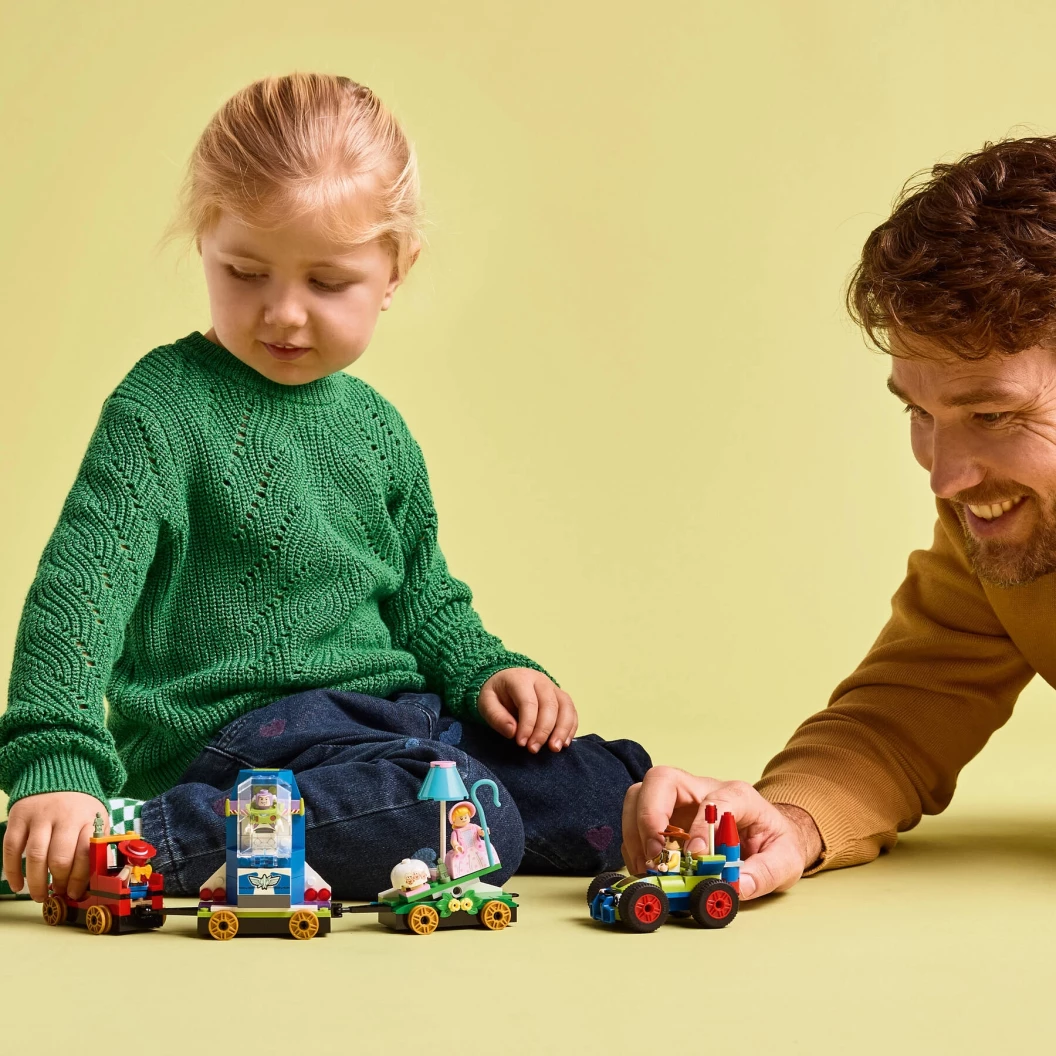 Toy Story feesttrein en RC auto