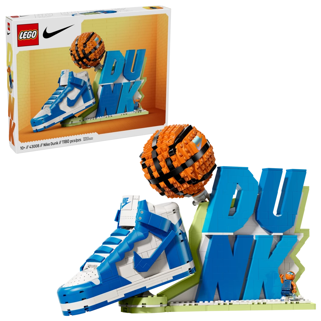 Nike Dunk x LEGO® Set