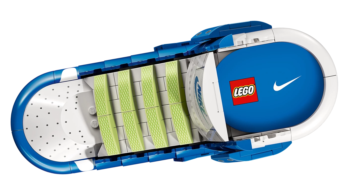 Nike Dunk x LEGO® Set