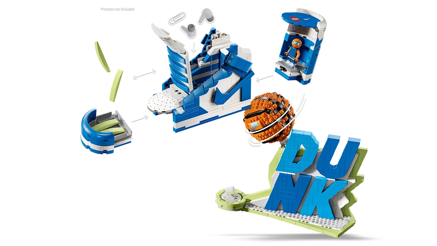 Nike Dunk x LEGO® Set
