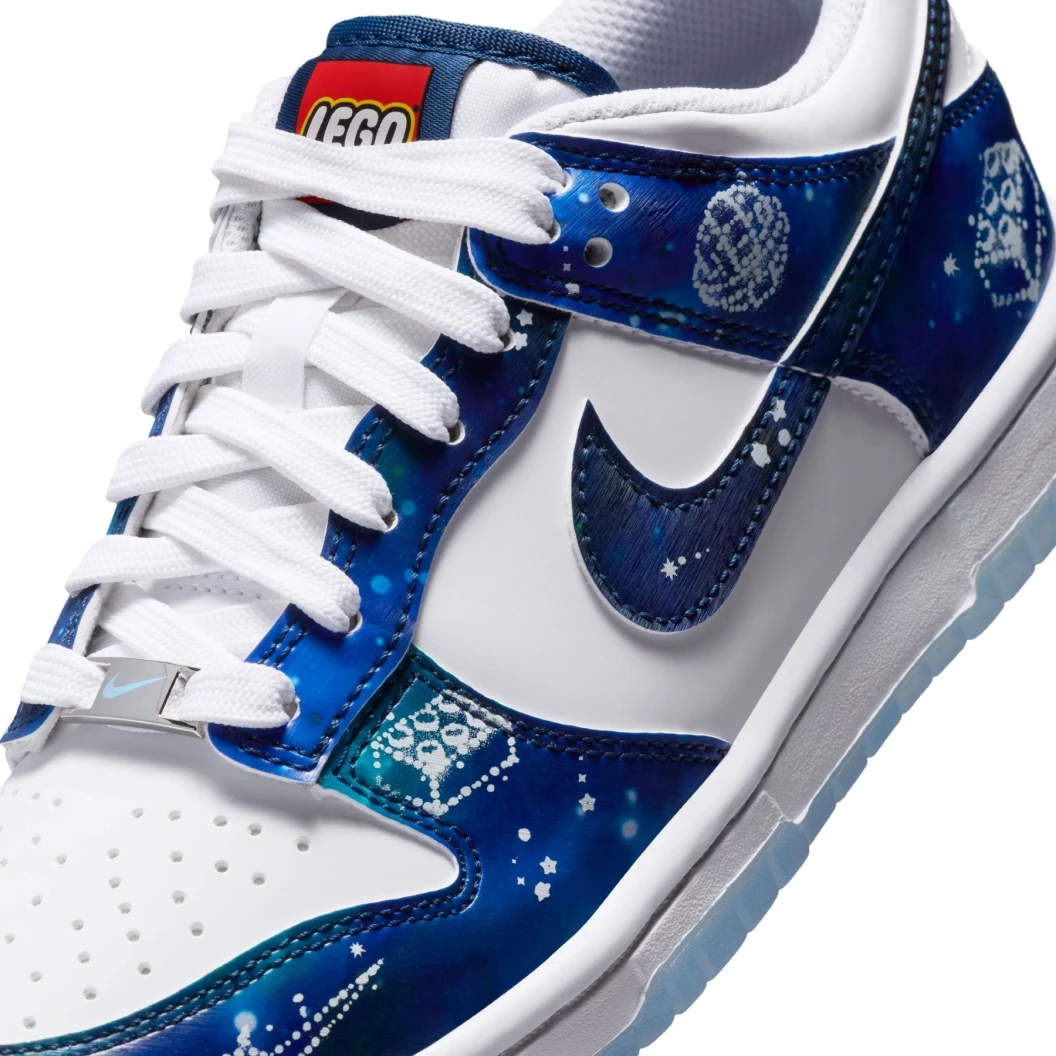Nike Dunk Low x LEGO collectie - schoenen voor oudere kinderen