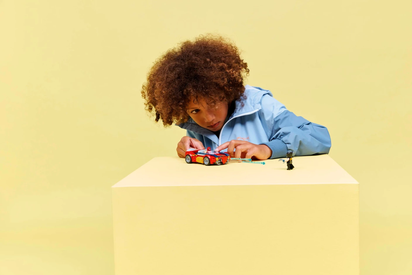 Spider-Man auto vs. Venomized Wolverine