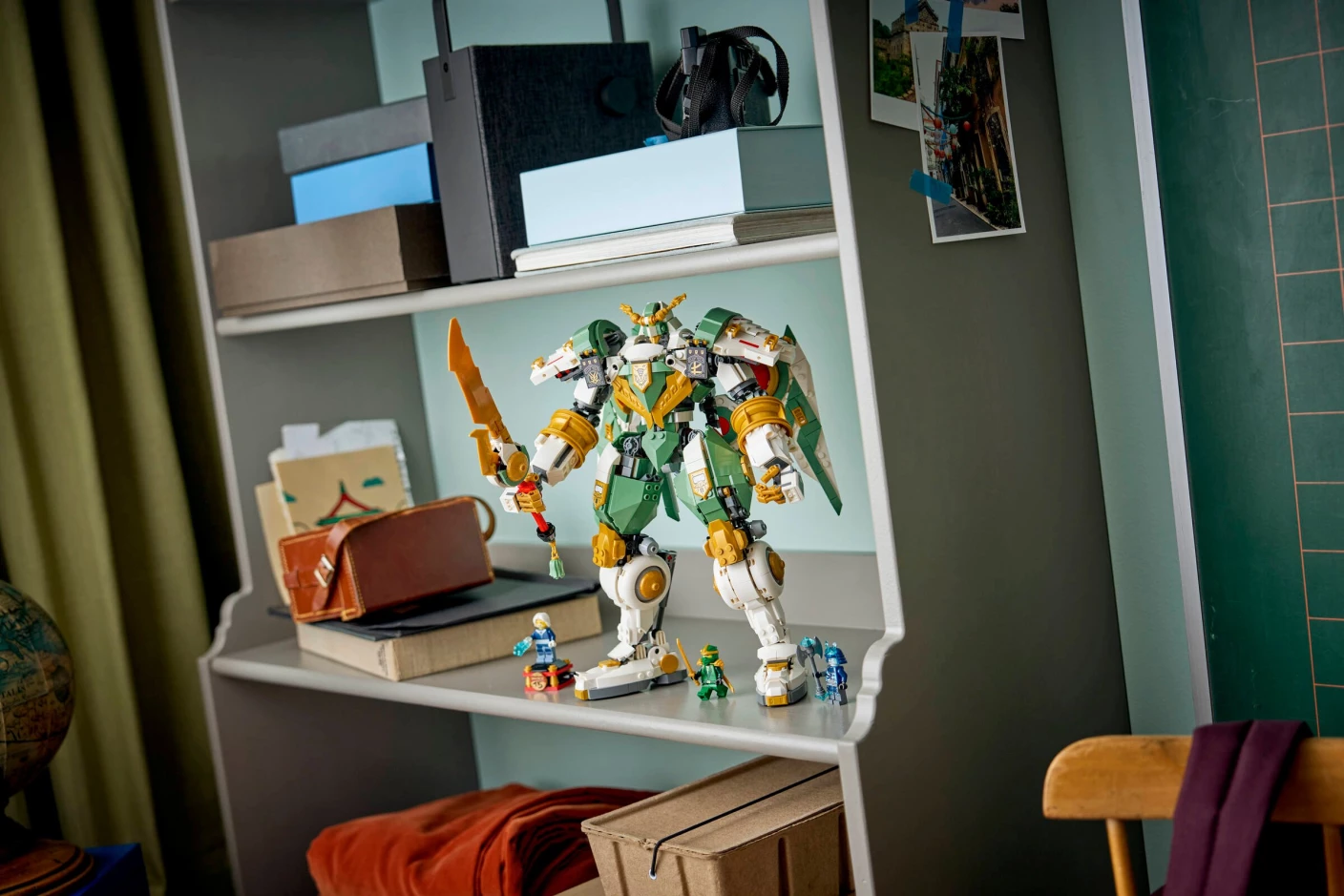 15-jarig jubileum: Lloyds reusachtige mecha