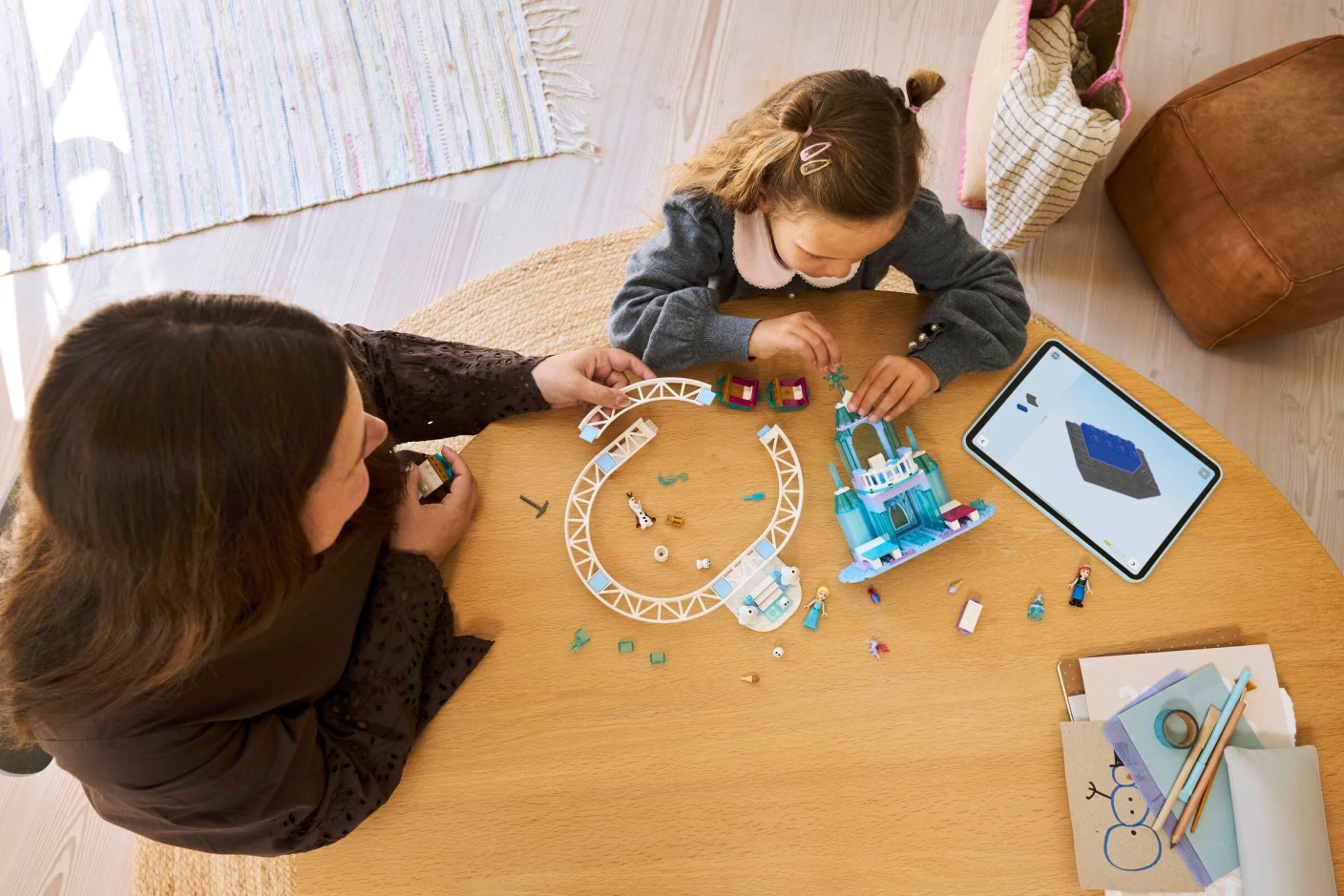 Elsa's ijskasteel en sneeuwrit