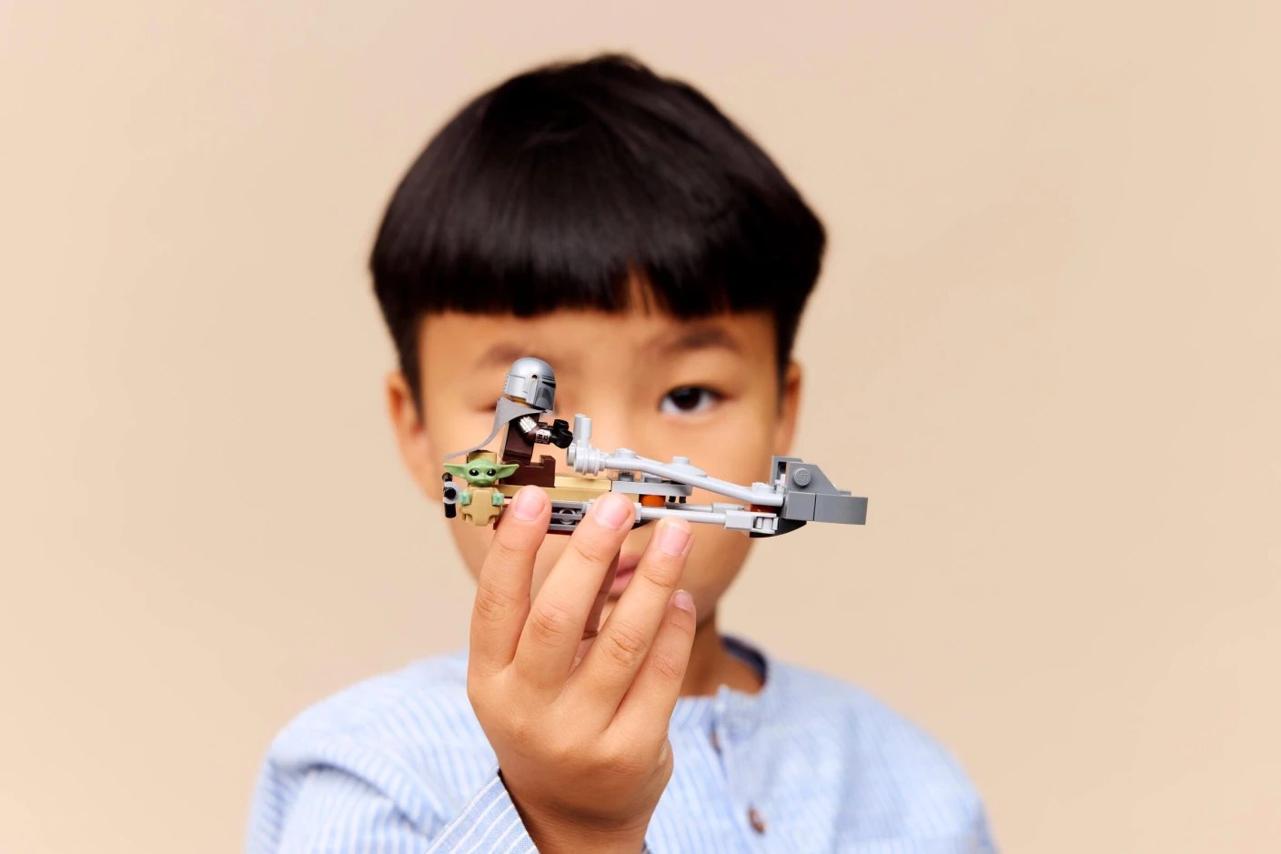 De Mandalorian en Grogu's speederbike