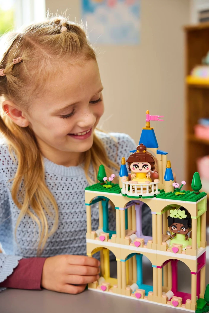 Mini Belle en Tiana met kasteel