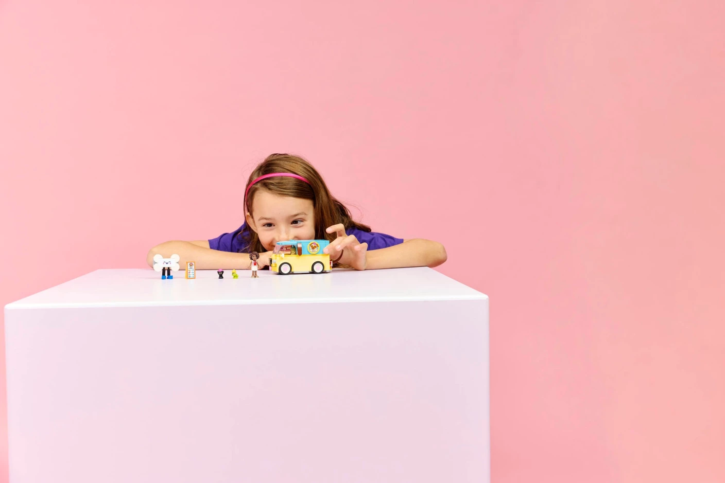 Bestelwagen met dierenaccessoires