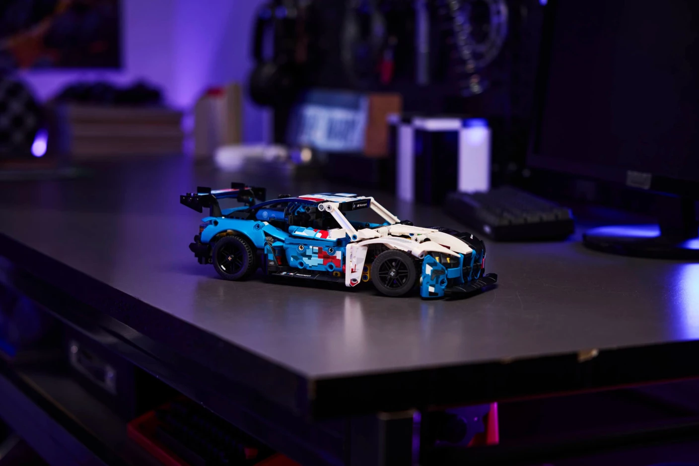 BMW M4 GT3 EVO racewagen