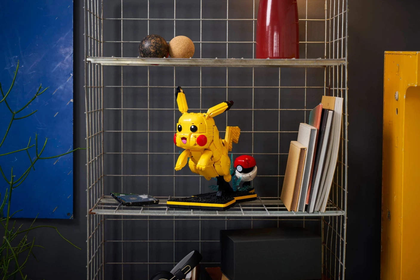 Pikachu en Pokéball