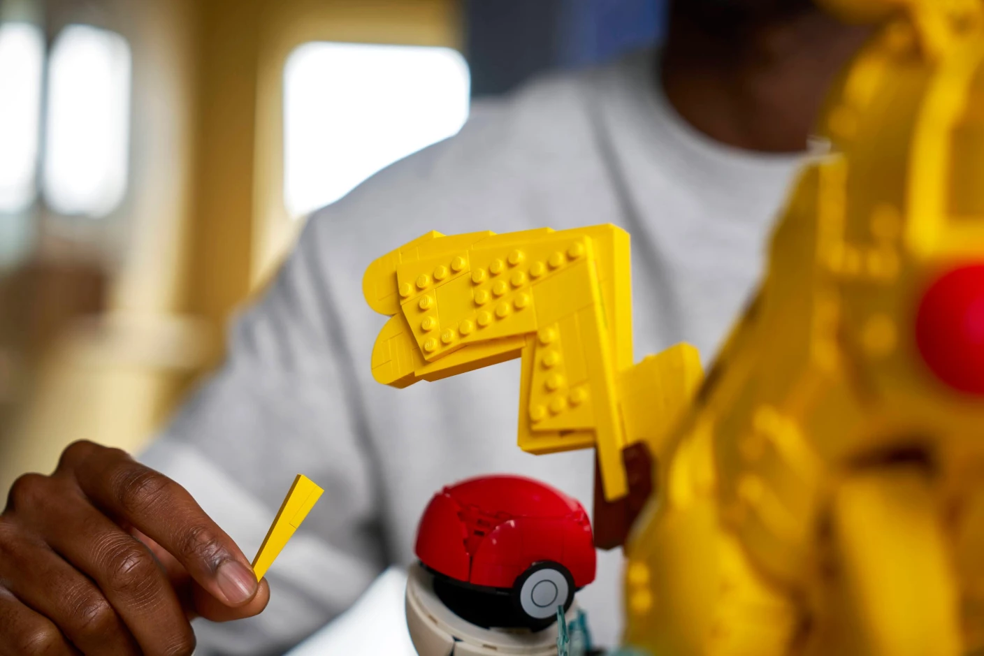 Pikachu en Pokéball