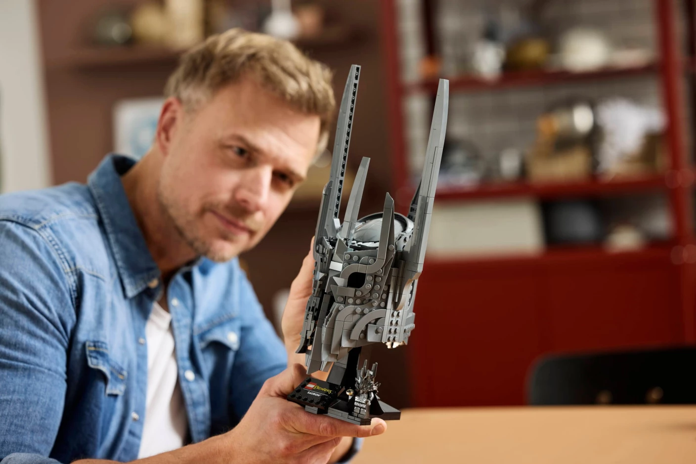 The Lord of the Rings: de helm van Sauron