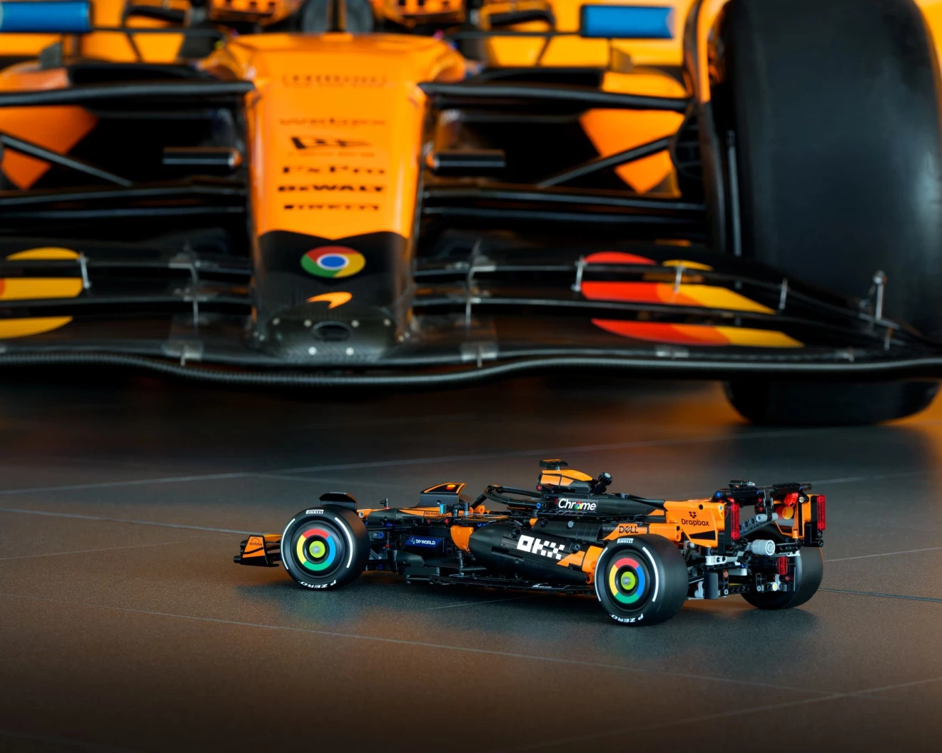 McLaren MCL39 F1 auto