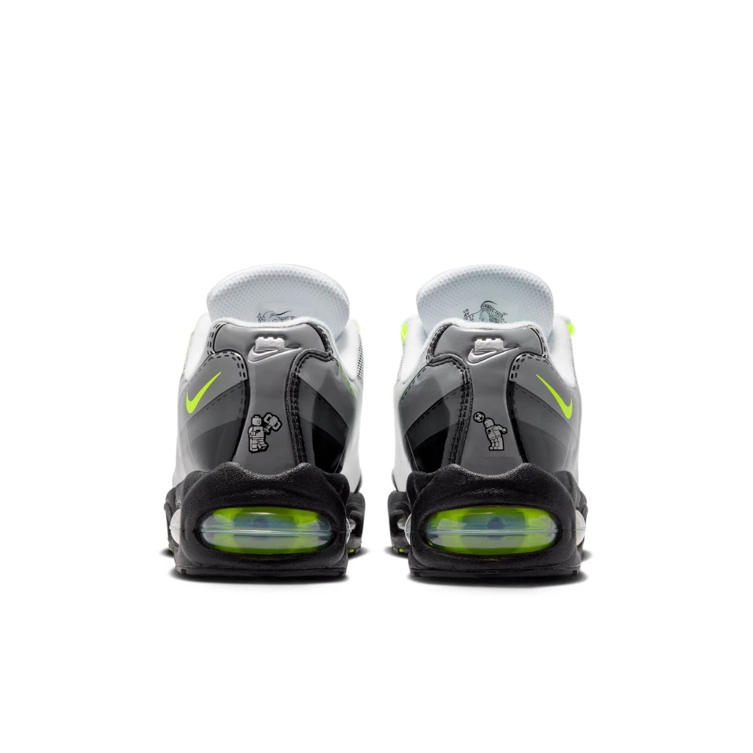 Nike Air Max 95 x LEGO schoenen voor oudere kinderen