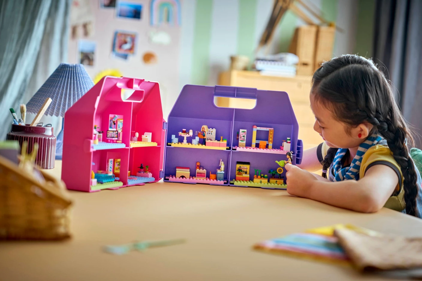 Creatieve poppenhuiskoffer