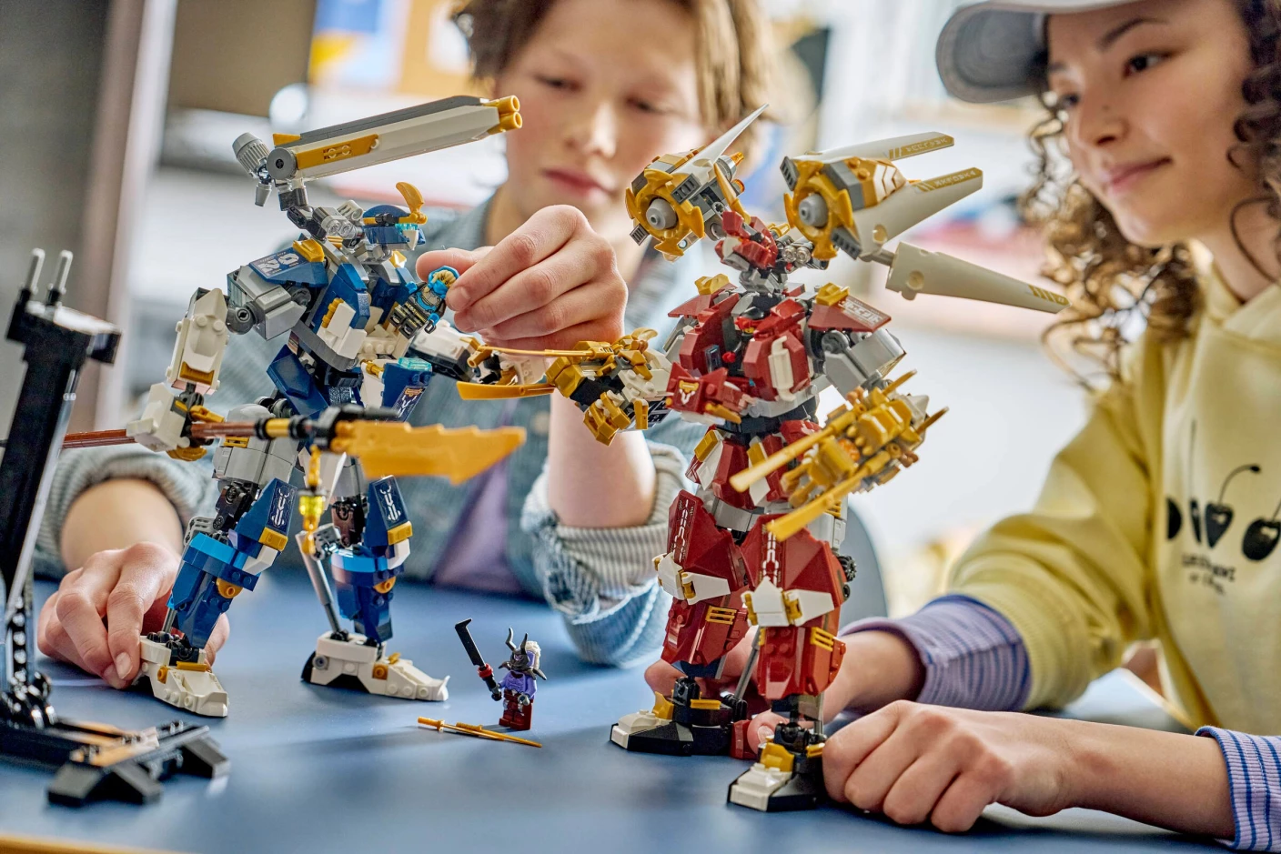 De Twee Torenhoge Mecha