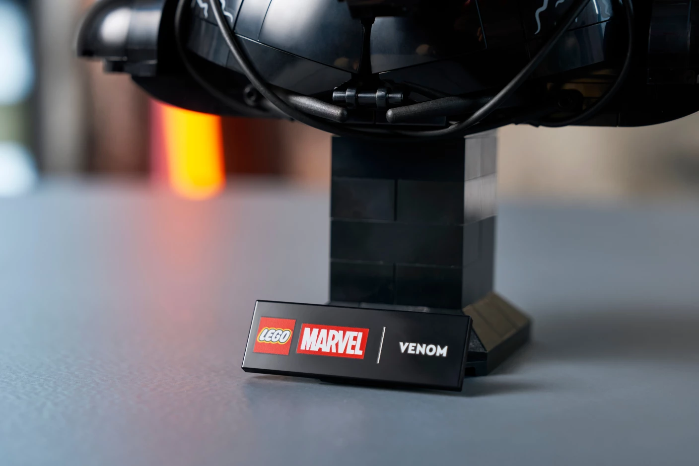 Venom buste
