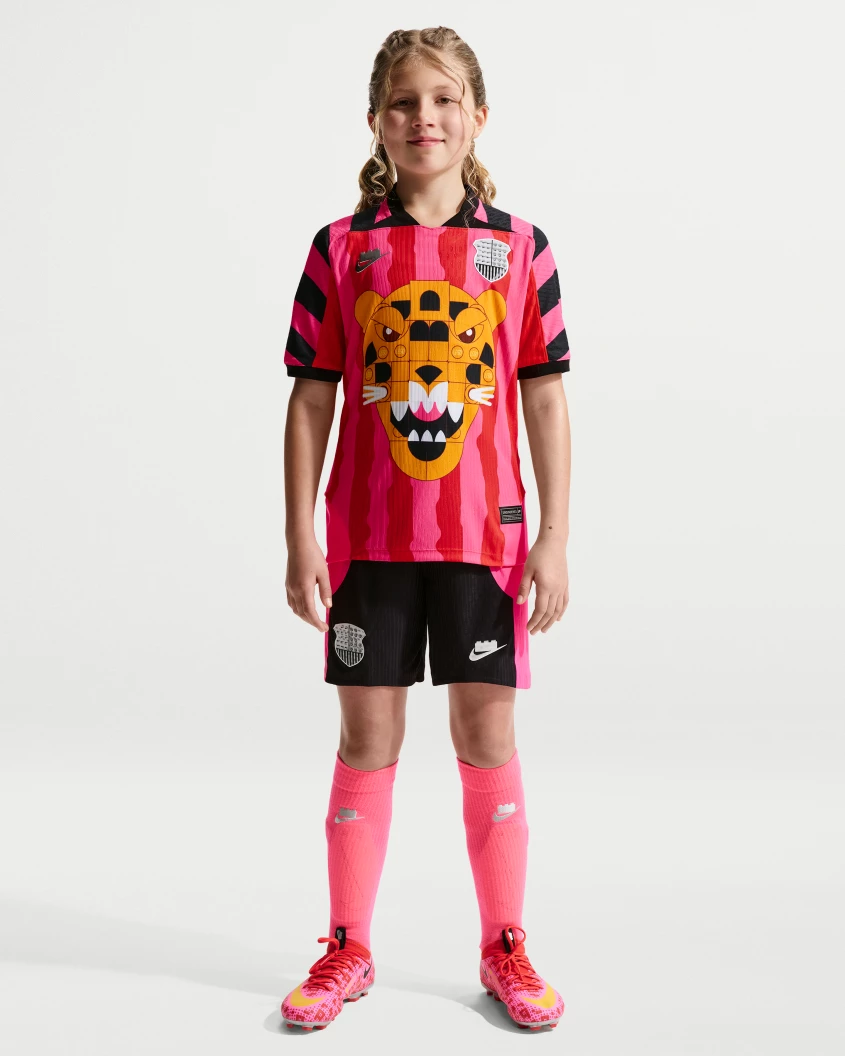 Nike x LEGO collectie Aero-FIT voetbalshirt voor oudere kinderen