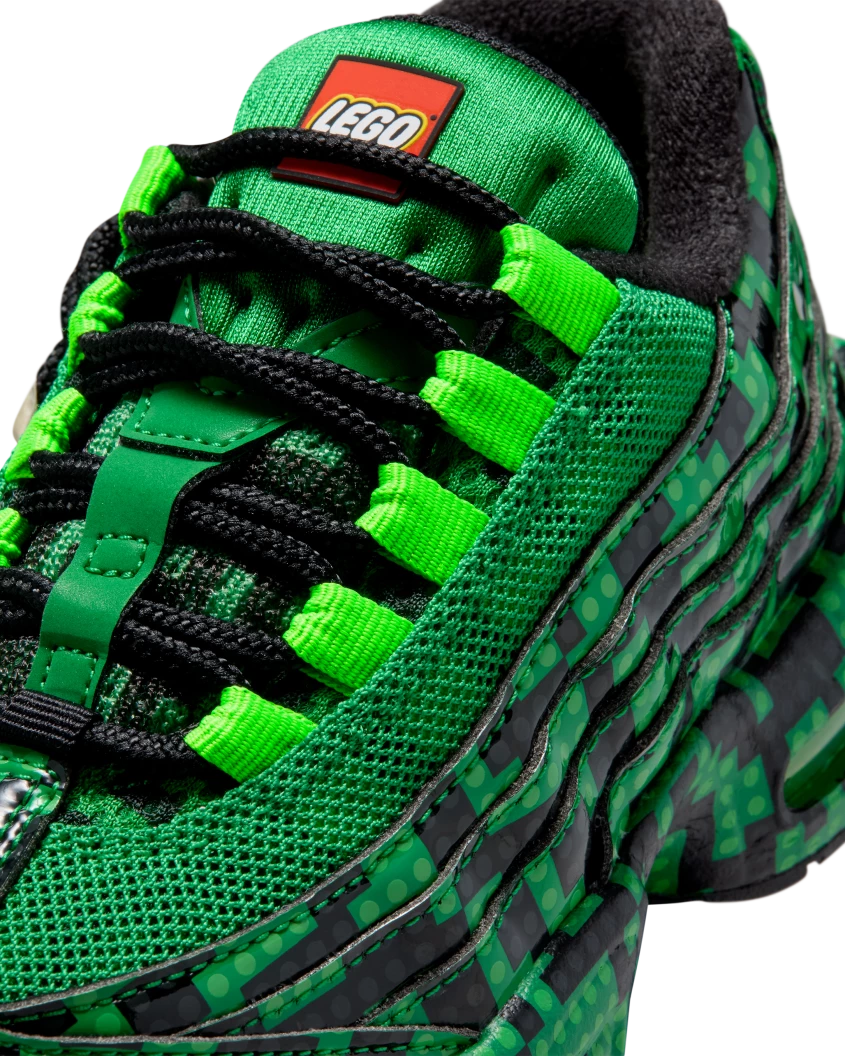 Nike Air Max 95 x LEGO collectie - schoenen voor jongere kinderen