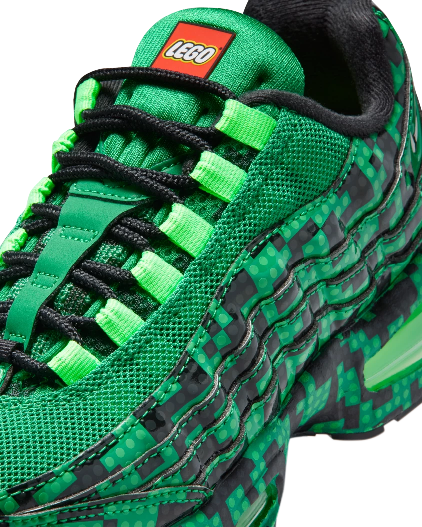 Nike Air Max 95 x LEGO collectie - schoenen voor oudere kinderen