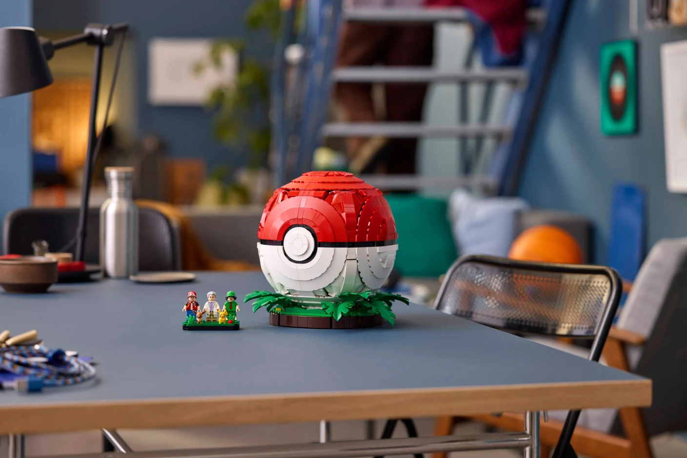 Pokéball met Trainer scènes