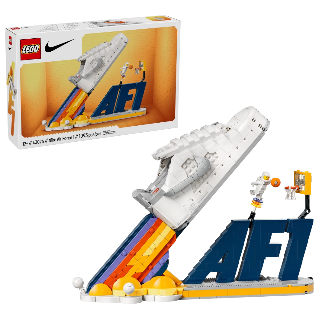 Nike Air Force 1 x LEGO set