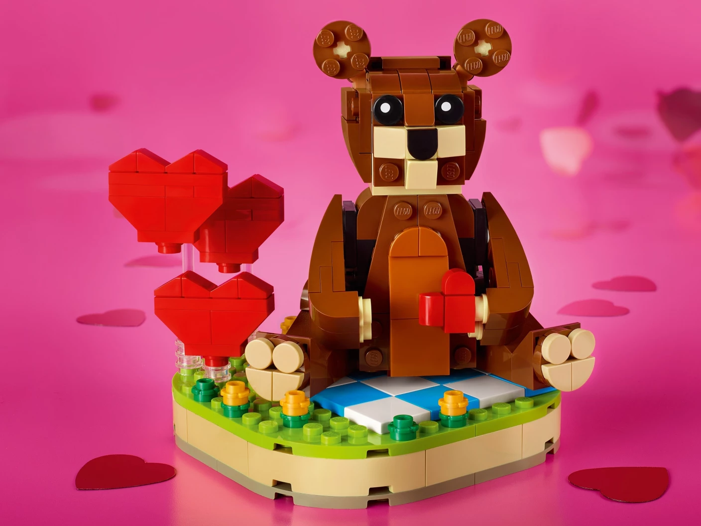 Bruine valentijnsbeer
