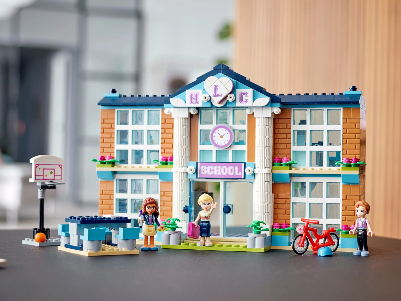 Heartlake City school