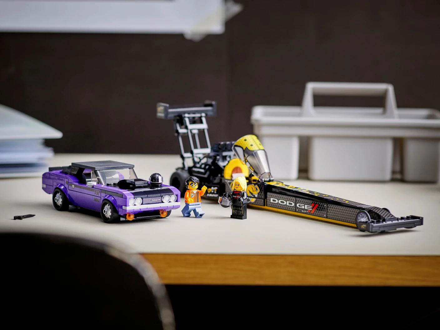 Mopar Dodge//SRT Top Fuel Dragster en 1970 Dodge Challenger T/A