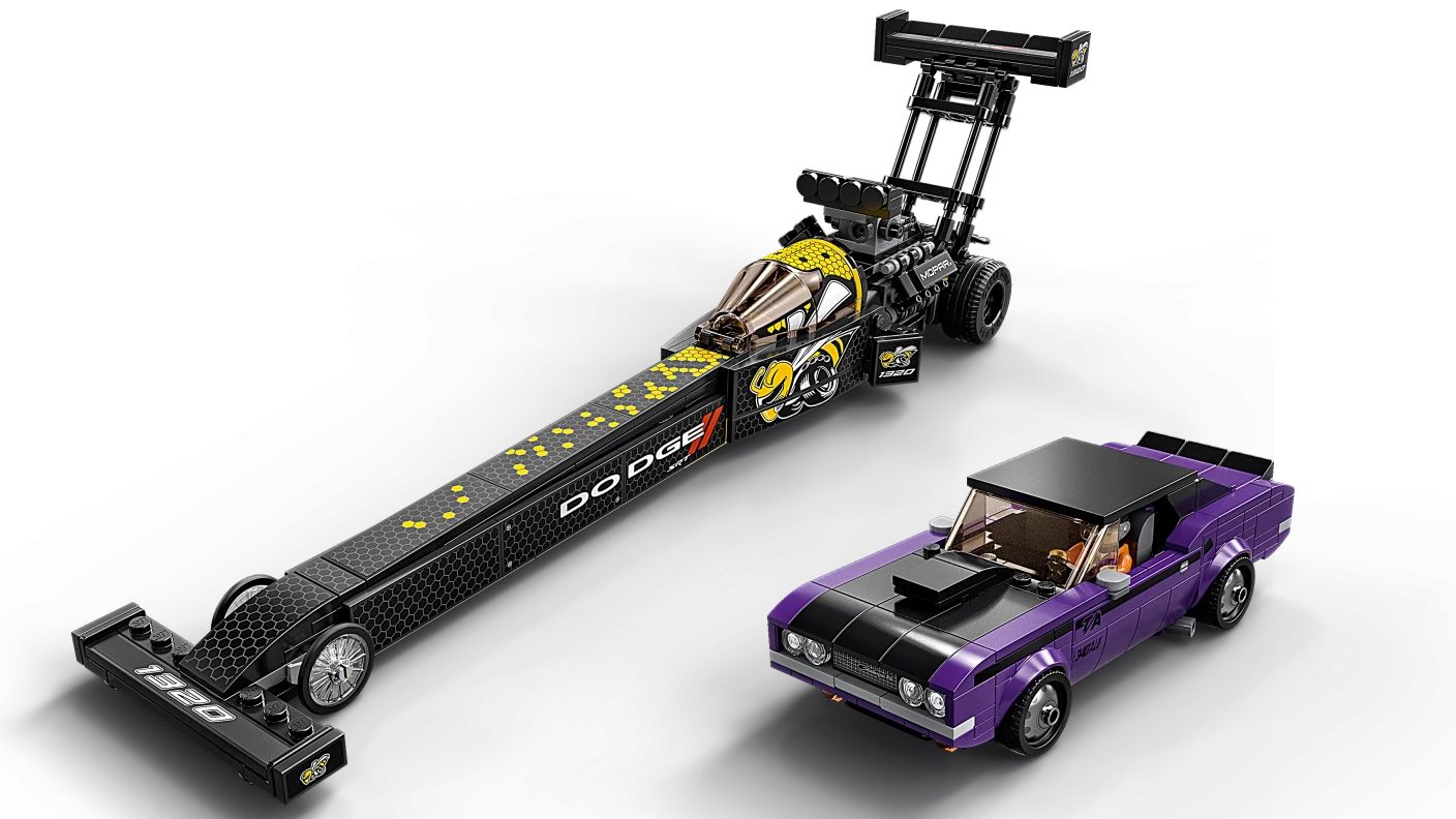 Mopar Dodge//SRT Top Fuel Dragster en 1970 Dodge Challenger T/A