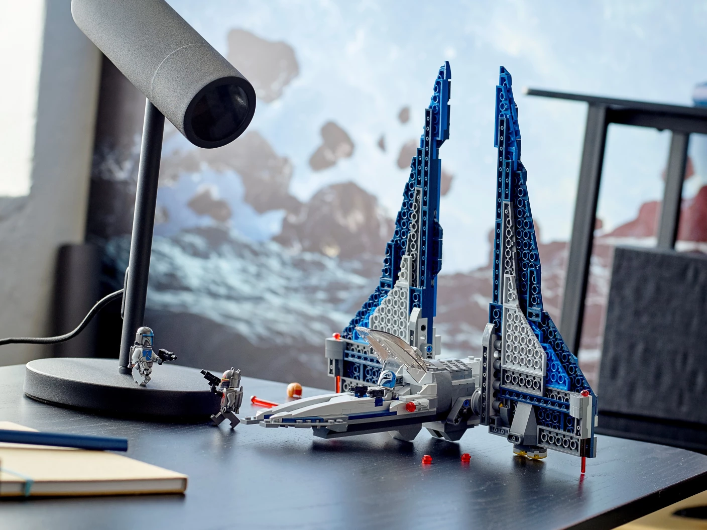 Mandalorian Starfighter™