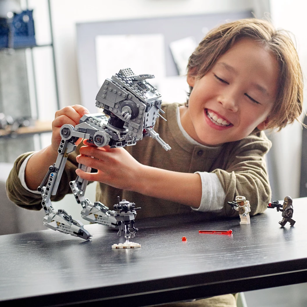 Hoth™ AT-ST™